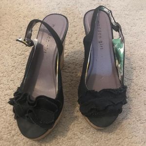 ❤️ Madden Girls wedges slightly used